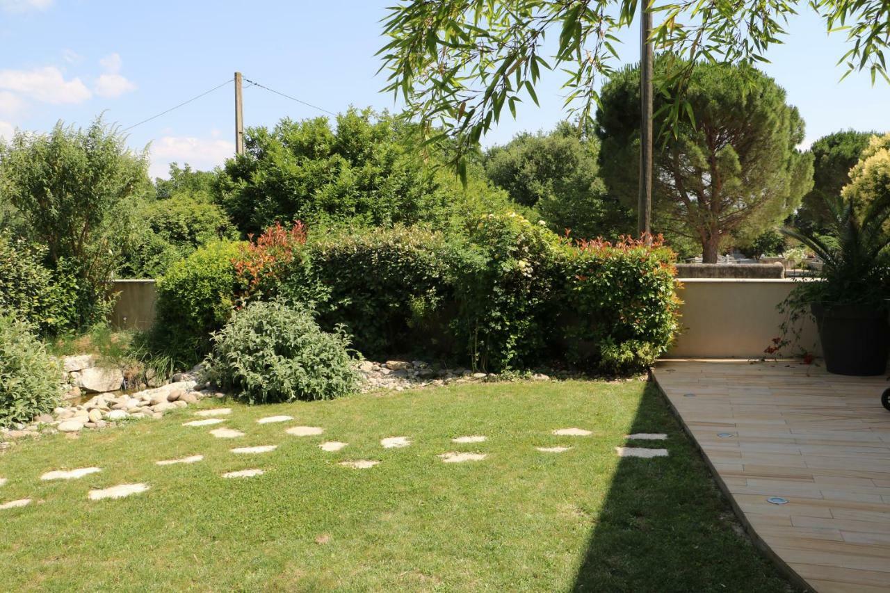 Charmante Maison De Village Cucuron Dış mekan fotoğraf